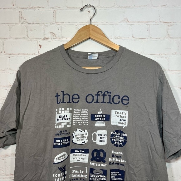 The Office T Shirt Mens Large Gray Schrute Farms Dunder Mifflin Advertisement - Picture 2 of 9